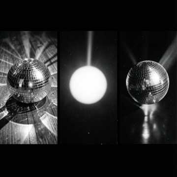 Обложка трека Mirrorball Fever