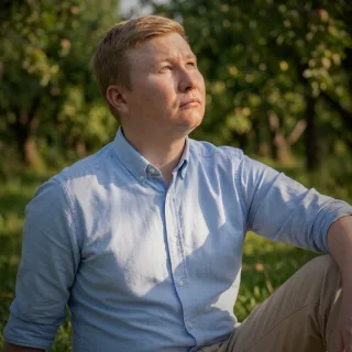 Евгений Никонов